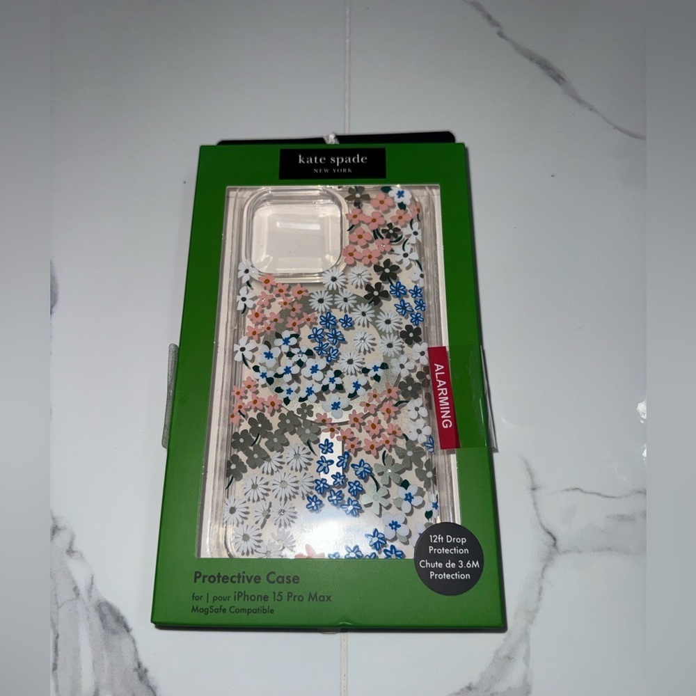 Kate Spade iPhone 15 Pro Max Case! - Picture 2 of 3